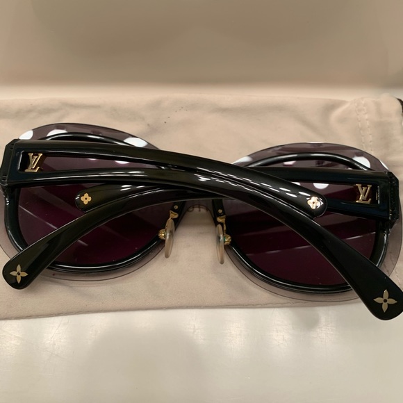 Louis Vuitton sunglasses - Picture 5 of 6